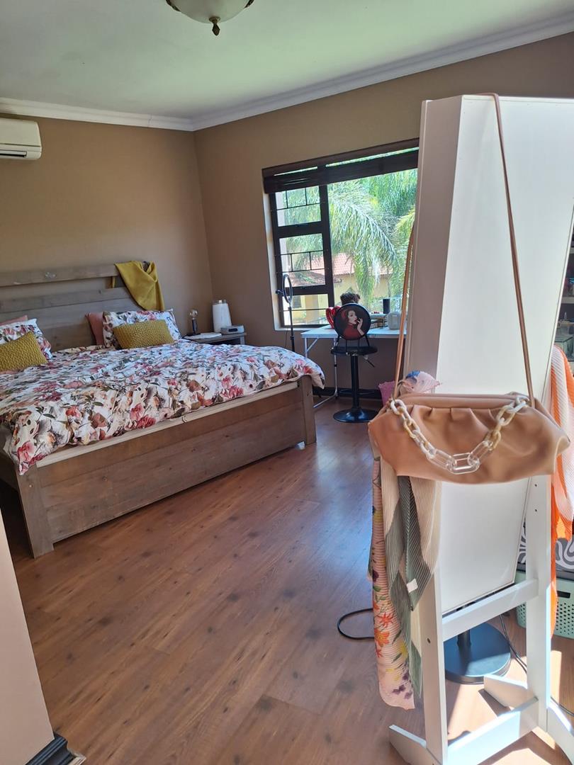 To Let 4 Bedroom Property for Rent in Melodie North West